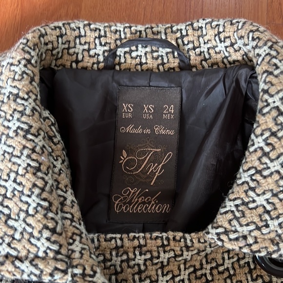 Wool Coat - Zara Size XS - Picture 2 of 4